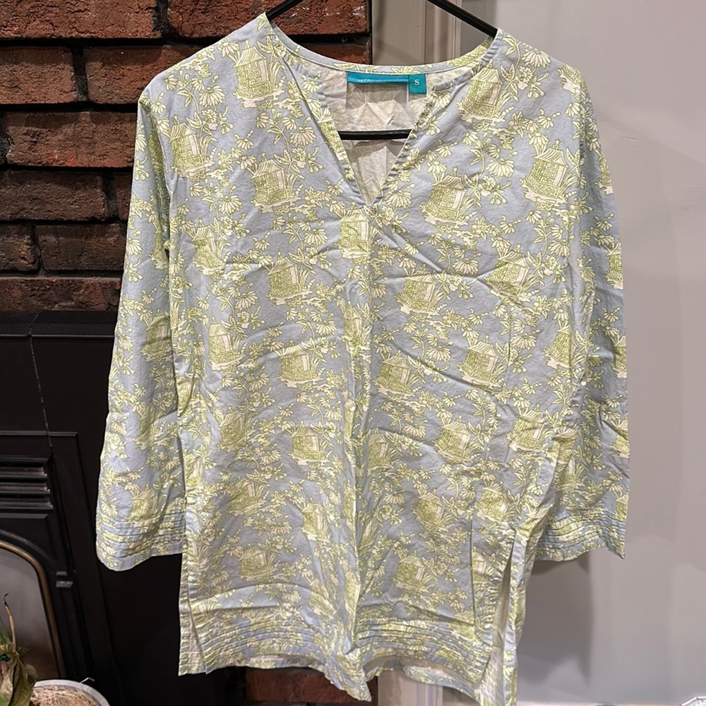 Woman’s top
